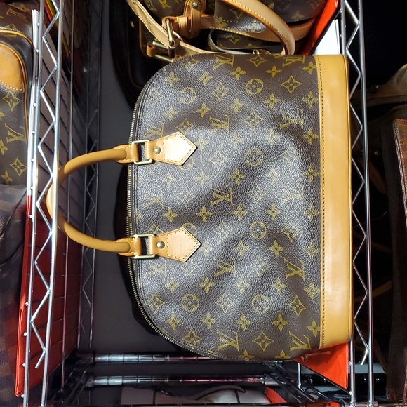 Louis Vuitton Brown Monogram Alma PM Handbag - Picture 6 of 15